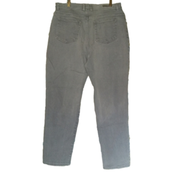 GLORIA VANDERBILT Sz 16W women's Grey Straight Leg Jeans - Picture 2 of 3